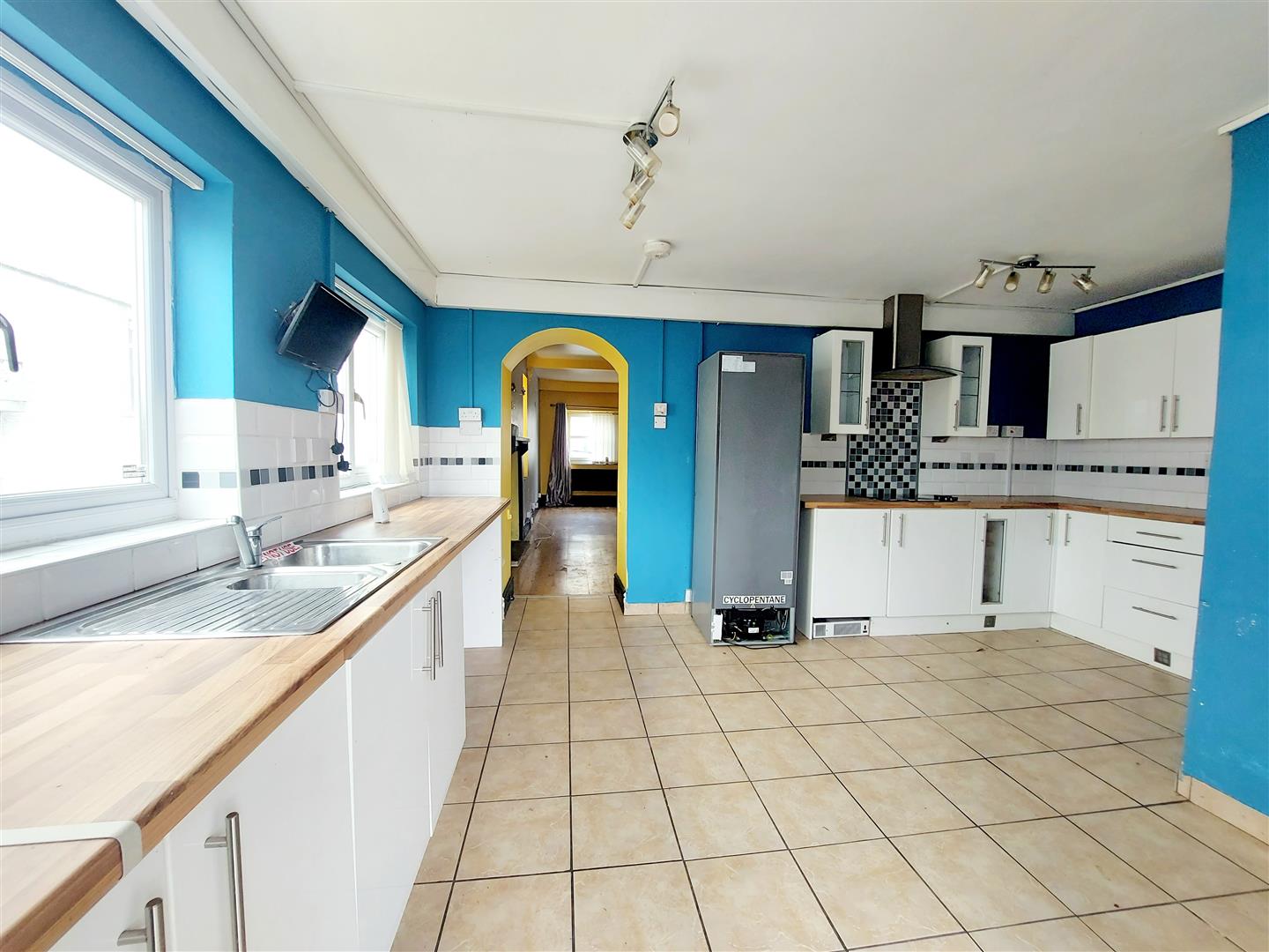 New Road, Grovesend, Swansea, SA4 4WE